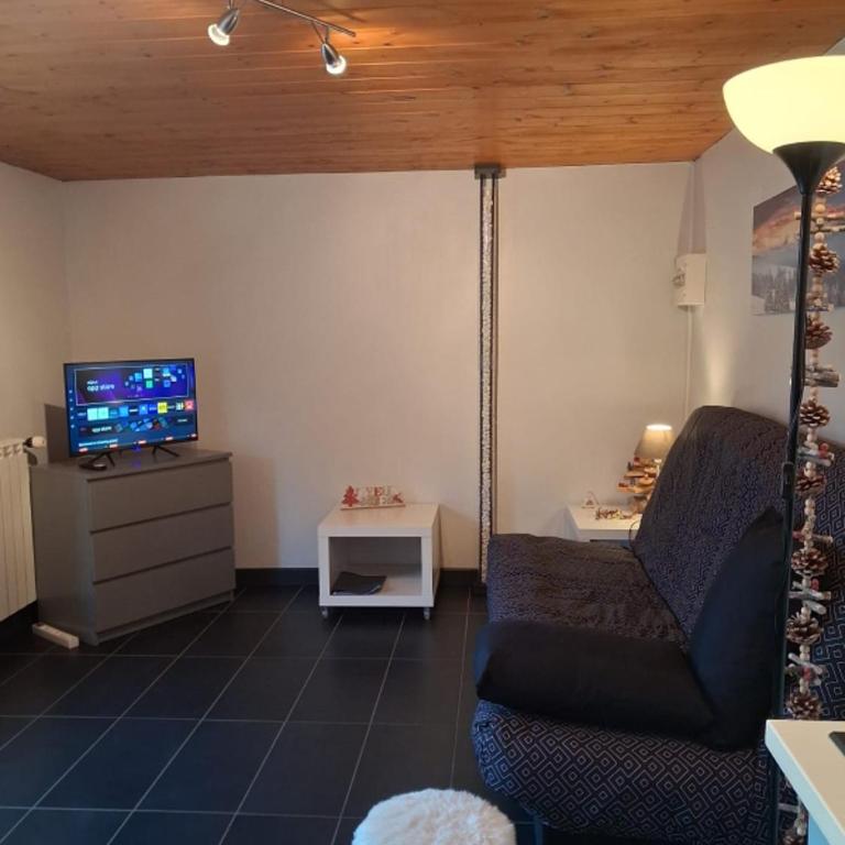 Rez de chalet "La Grange" - Appartement avec Vue sur la Montagne - 8