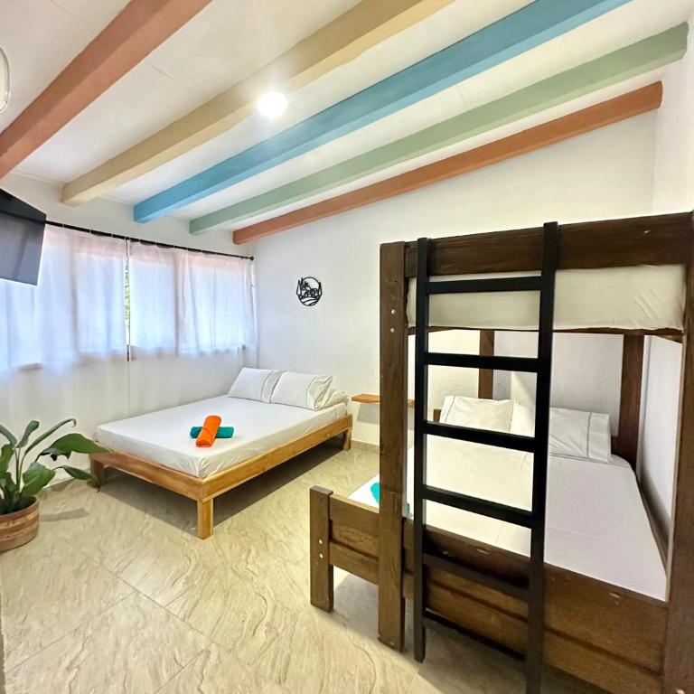Hotel Bosque Blue - Family Room - 3