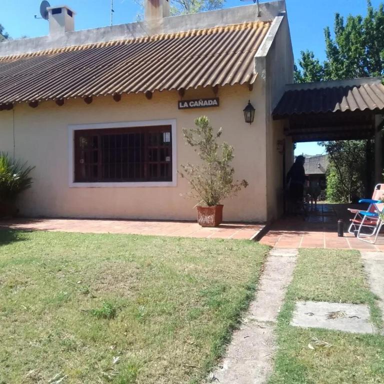 Preciosa casa en Playa Verde, a 100 metros de la playa - Casa de 3 dormitorios - 1