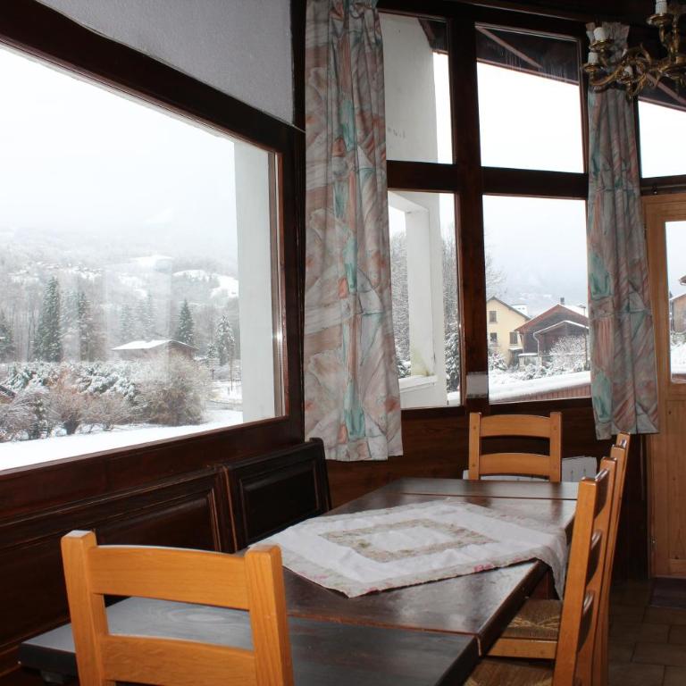 APPARTEMENTS MORILLON Village - Three-Bedroom Standard Apartment - 6