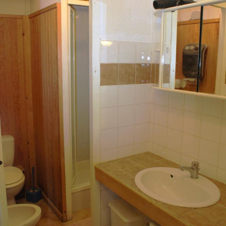 APPARTEMENTS MORILLON Village - Three-Bedroom Standard Apartment - 10