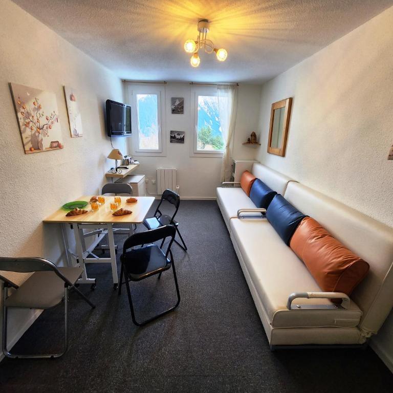 Studio pratique en RdC, au calme, avec vue - Appartement 1 Chambre - 27