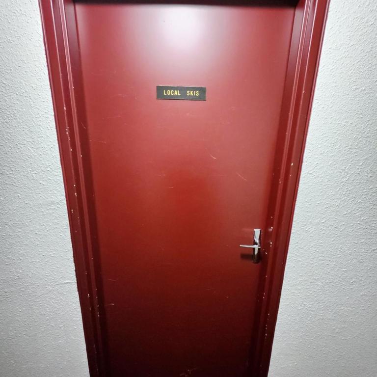 Studio pratique en RdC, au calme, avec vue - Appartement 1 Chambre - 36