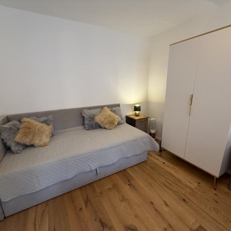 GoldenKey-Suites - Spacious Luxury Apartment in the Heart of Augsburg Old Town - Premium Open-Plan Kitchen - Appartement - 27