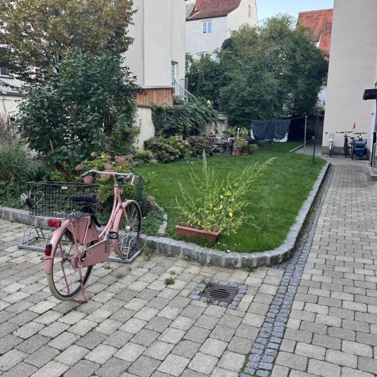 GoldenKey-Suites - Spacious Luxury Apartment in the Heart of Augsburg Old Town - Premium Open-Plan Kitchen - Appartement - 49