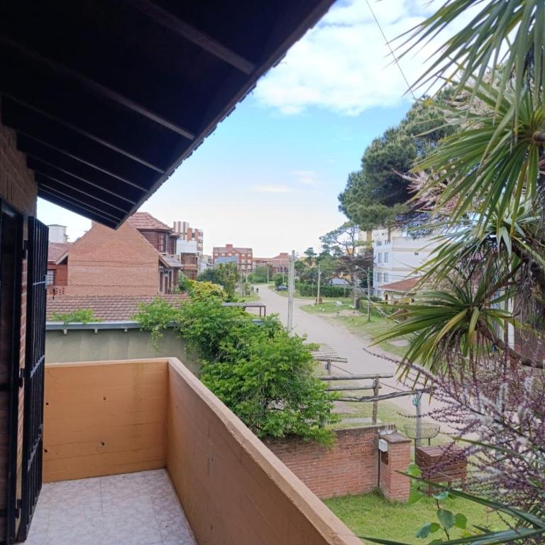 Complejo Seikyo - Three-Bedroom Apartment - 6