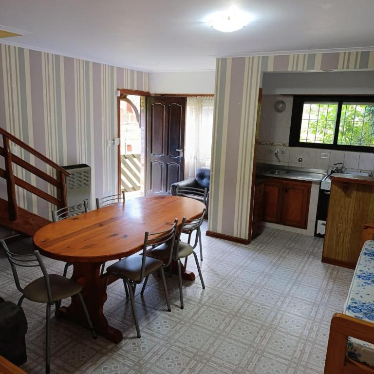 Complejo Seikyo - Three-Bedroom Apartment - 8