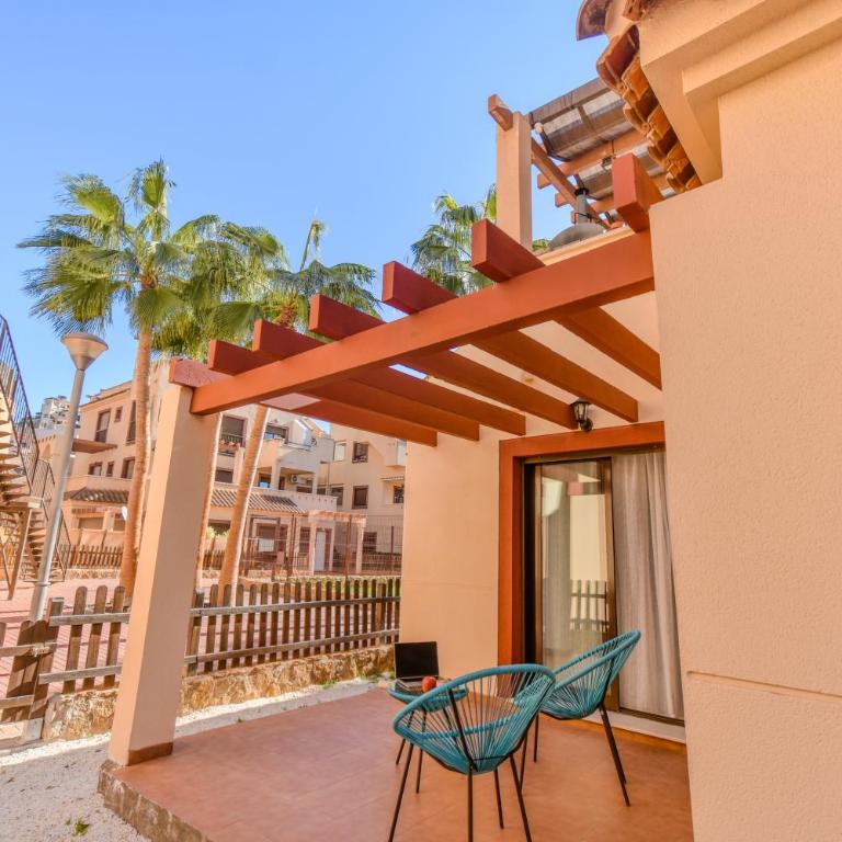 Los Collados con Jardín y Piscina By Aloha Palma - Apartamento de 2 dormitorios con vistas a la piscina - 2