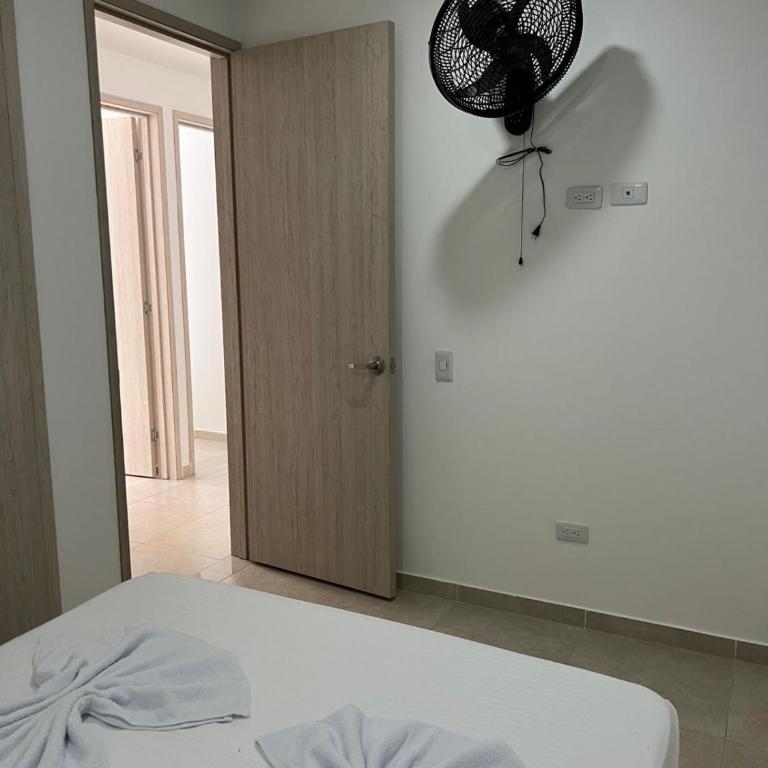 Apartamento Vacacional en Anapoima Centro con Jaccuzi privado y piscina Gratis - Apartamento de 3 dormitorios - 8