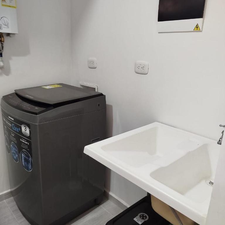 Apartamento céntrico con encanto en Armenia - Apartamento de 3 dormitorios - 4