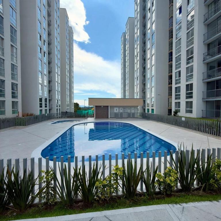 Apartamento céntrico con encanto en Armenia - Apartamento de 3 dormitorios - 6