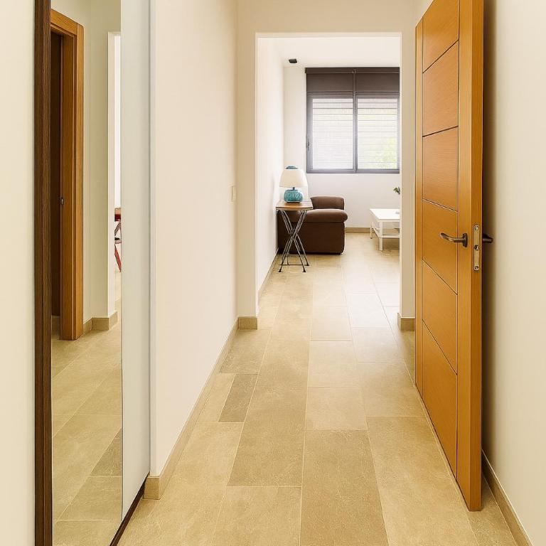 Apartamento con parking cerca de Puerto Marina - Apartamento - 2