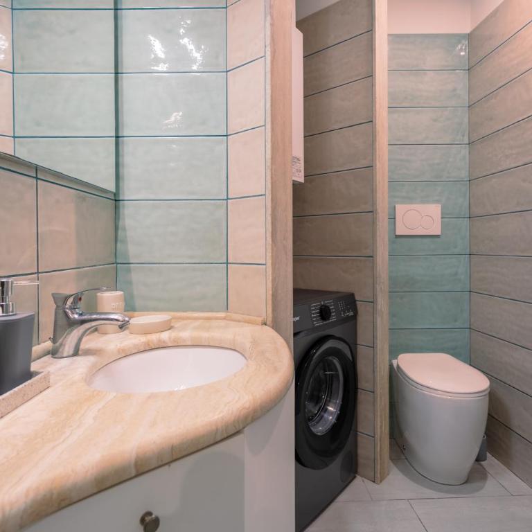 Blue Soul Flat - Apartment near Trastevere with Easy Transport to Rome Center - by Holiday Homes Rome - Appartamento con 2 Camere da Letto - 31