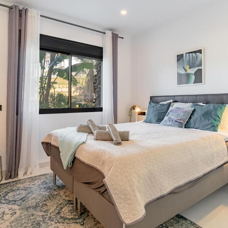 Luxury 3 bed ground floor apt with sea view - Apartamento de 3 dormitorios - 3