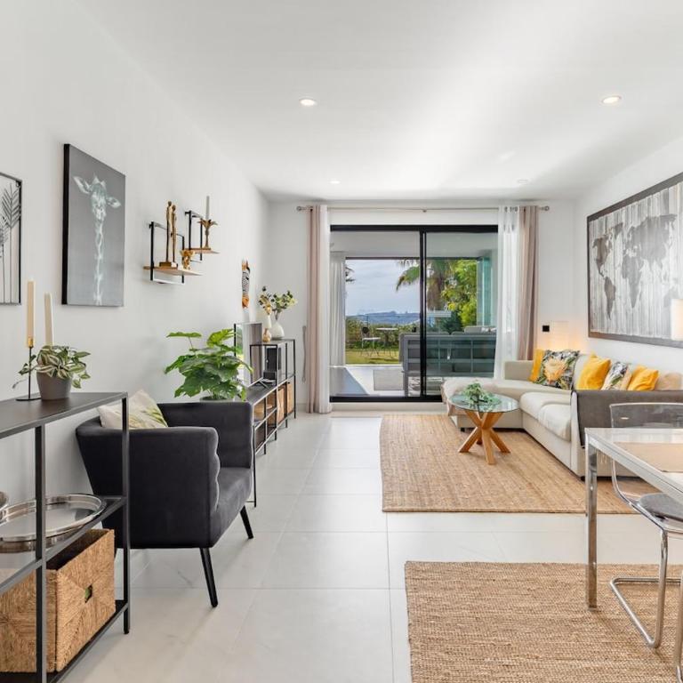 Luxury 3 bed ground floor apt with sea view - Apartamento de 3 dormitorios - 21
