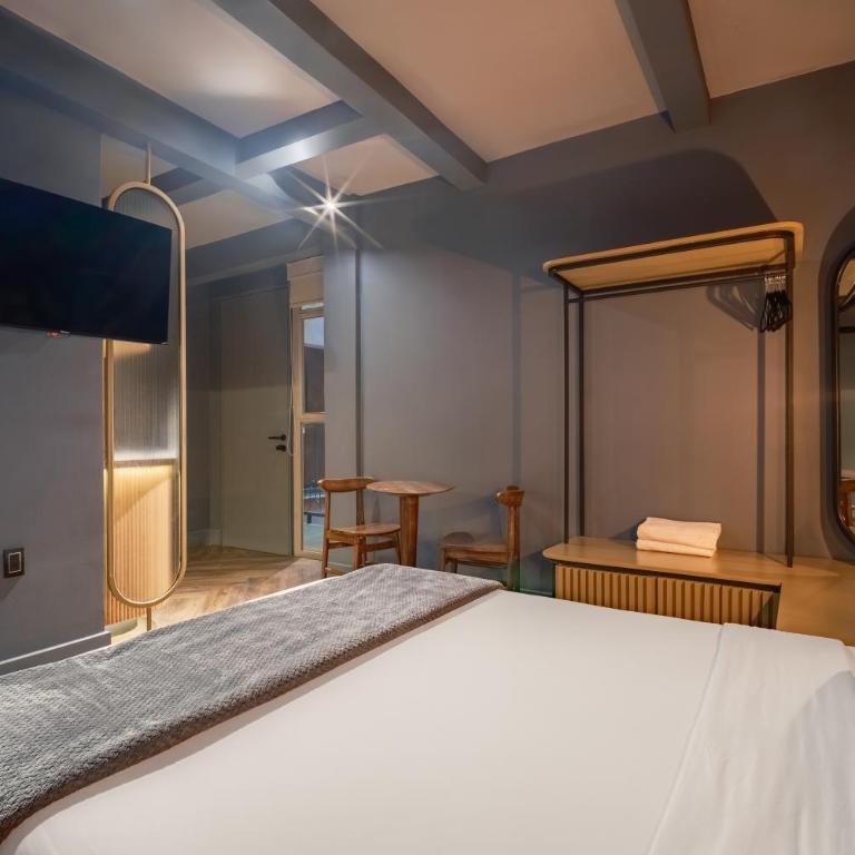 Pandora House - Estudio - 3