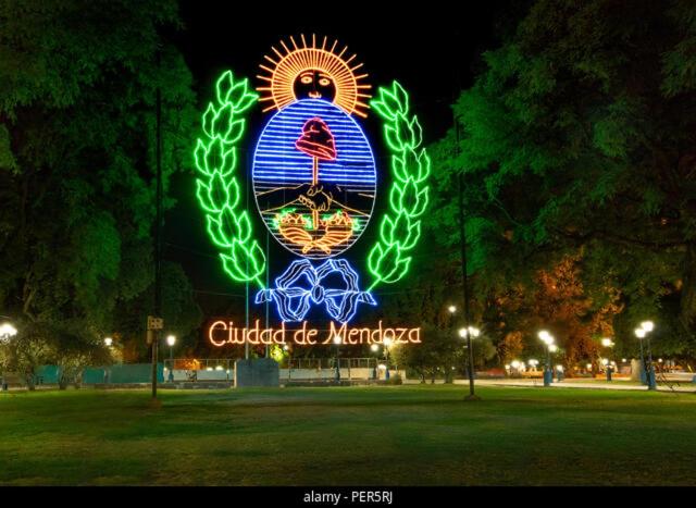 Confortable departamento en la Peatonal de Mendoza - Apartamento de 2 dormitorios - 12