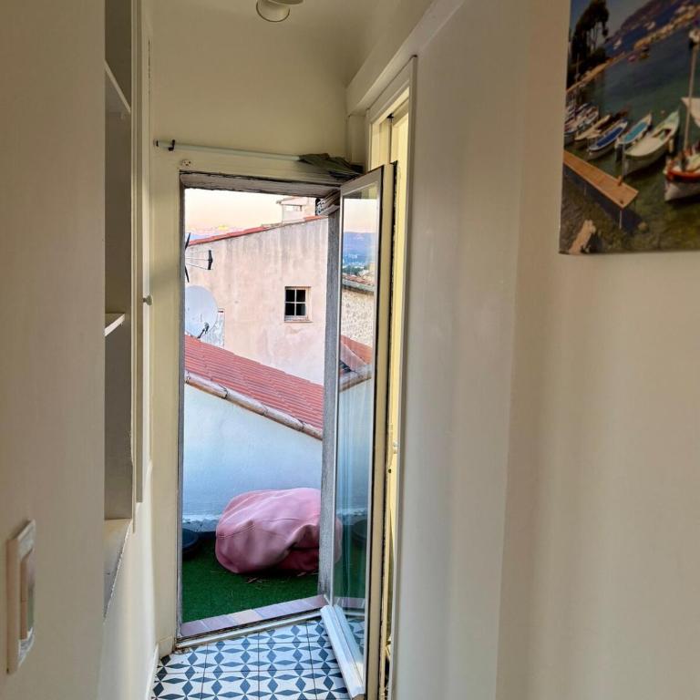 Antibes Old Town Rooftop Sea-View 1BR Apt with Terrace - Appartamento con 1 Camera da Letto - 11