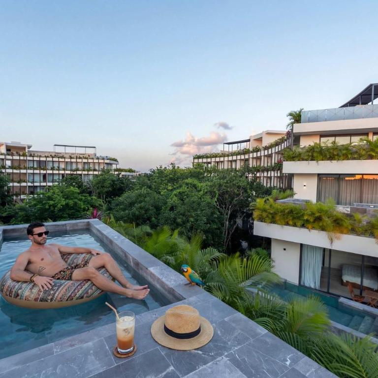 Luxury Jungle View Unit - 2BR with Private Pool & Spacious Balcony - Apartamento - 2