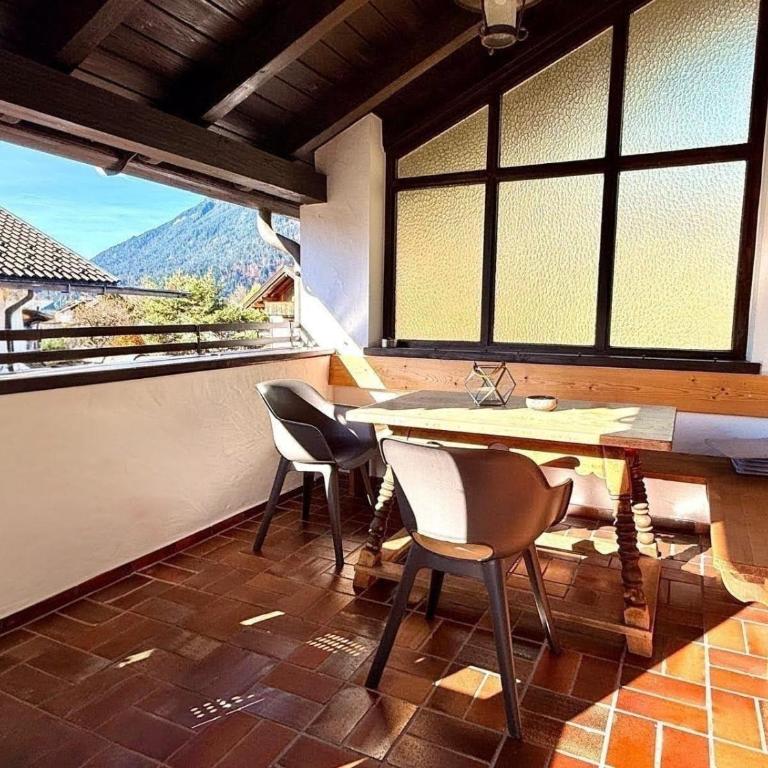 FeWo Berg-Faszination - Two-Bedroom Apartment with Mountain View - 6