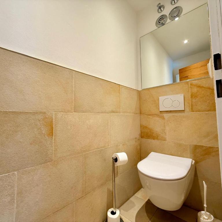 FeWo Berg-Faszination - One-Bedroom Apartment with Balcony and Mountain View - 9