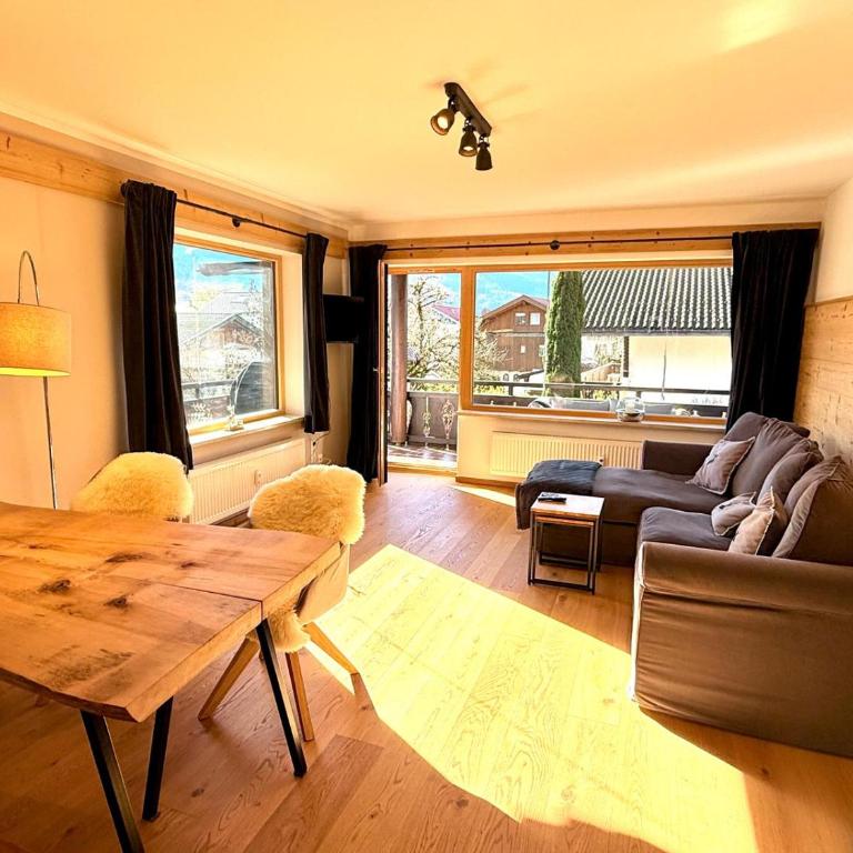 FeWo Berg-Faszination - One-Bedroom Apartment with Balcony and Mountain View - 7
