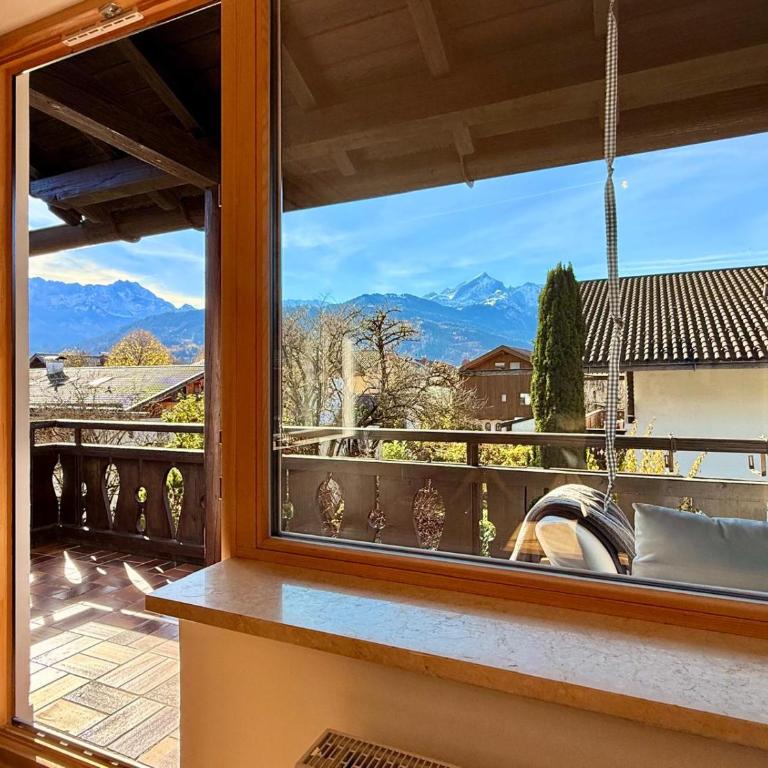 FeWo Berg-Faszination - One-Bedroom Apartment with Balcony and Mountain View - 6