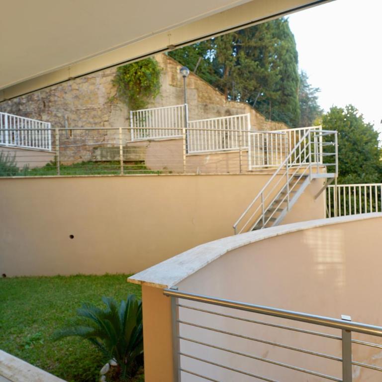 Enchanting Garden Retreat - One-Bedroom Villa - 11