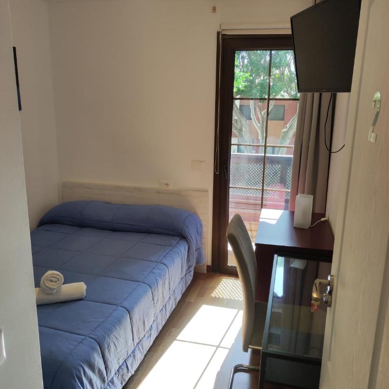 casa cairasco - Habitación con cama grande y balcón - 2