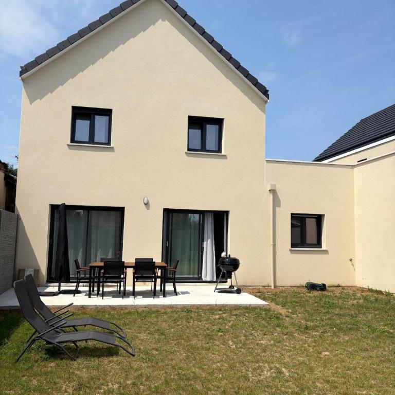 Maison avec jardin Le Refuge Urbain - Five-Bedroom House - 1
