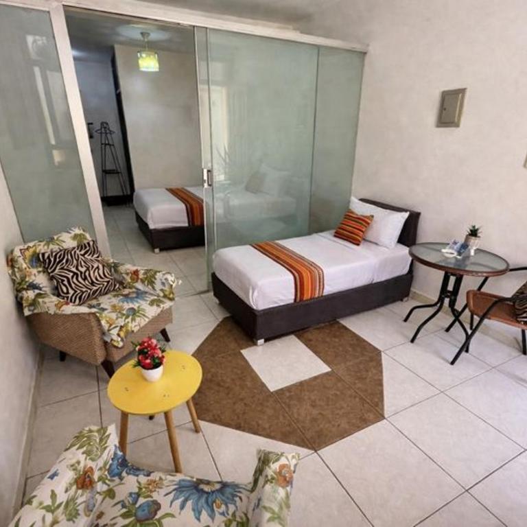 Cusco Rooms - Habitación Familiar - 2