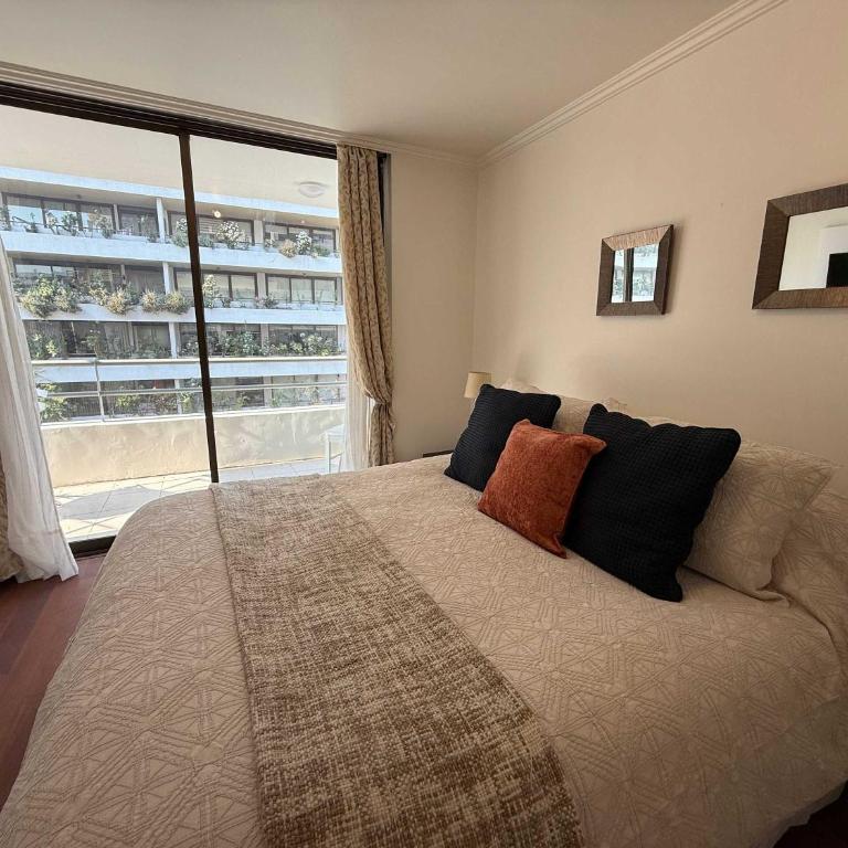 HOM I Metro EL GOLF con Parking LasCondes - Apartment - 3