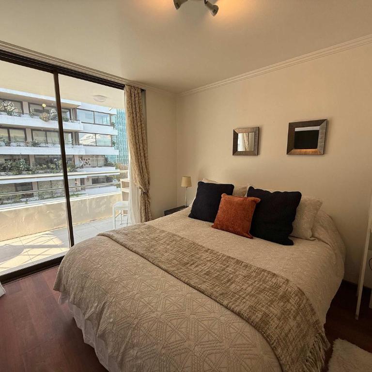 HOM I Metro EL GOLF con Parking LasCondes - Apartment - 5