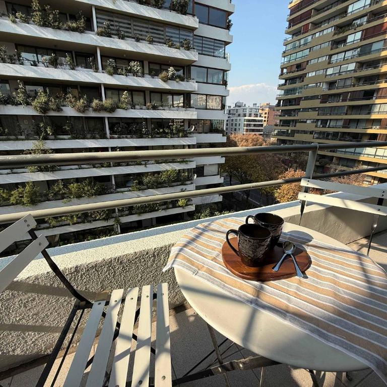 HOM I Metro EL GOLF con Parking LasCondes - Apartment - 15