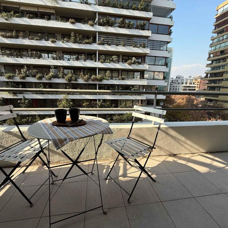 HOM I Metro EL GOLF con Parking LasCondes - Apartment - 17