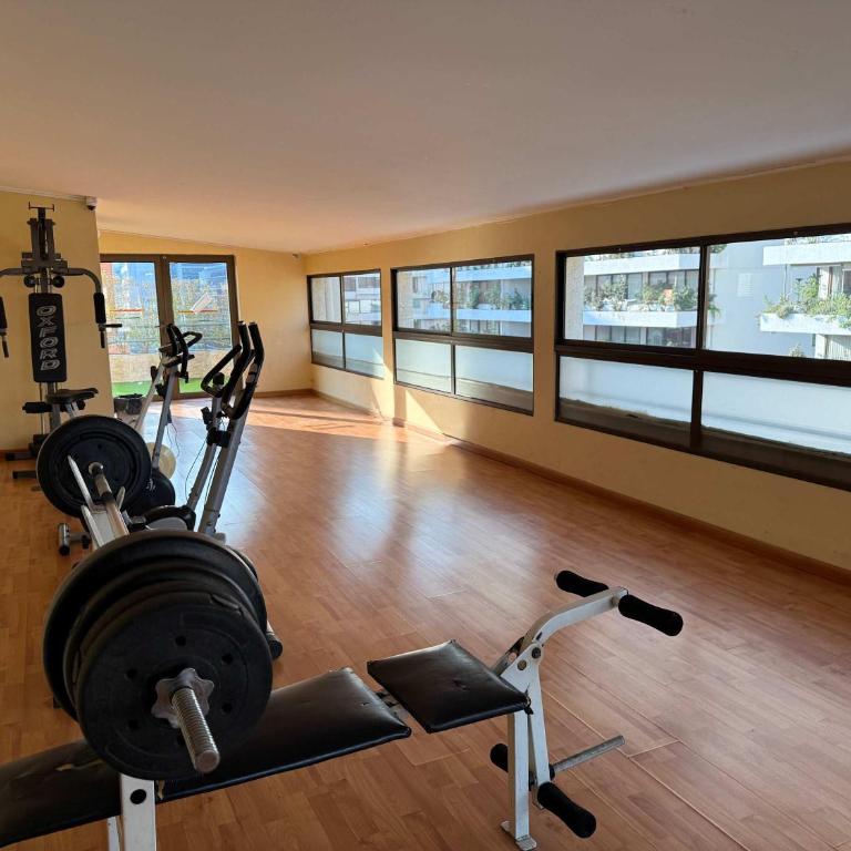 HOM I Metro EL GOLF con Parking LasCondes - Apartment - 4