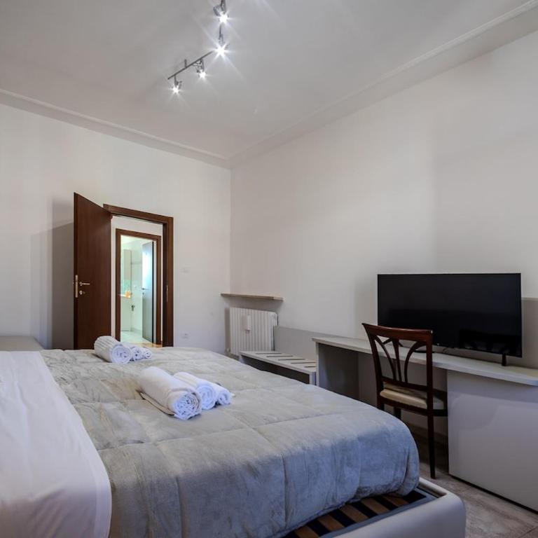 Via Pisano for six feel at home in Verona - Appartamento con 2 Camere da Letto - 40