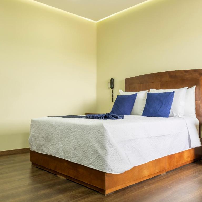 MC HOTEL Saldarriaga Querétaro - Superior Quadruple Room - 4