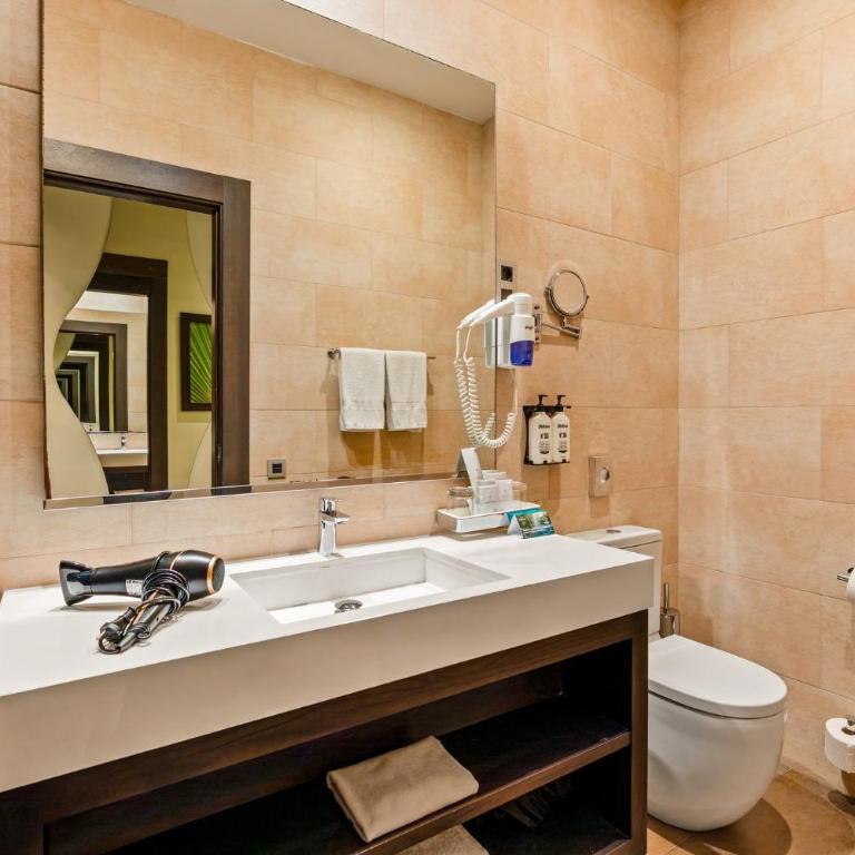 Hotel Indigo Barcelona - Plaza Catalunya 4Sup by IHG - Premium Room - 6