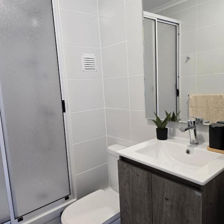 Depto Mi refugio La Serena Beach 2D-1B - Two-Bedroom Apartment with Pool View - 48