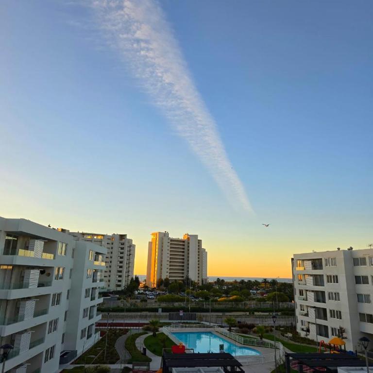 Depto Mi refugio La Serena Beach 2D-1B - Two-Bedroom Apartment with Pool View - 57