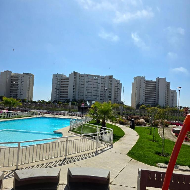 Depto Mi refugio La Serena Beach 2D-1B - Two-Bedroom Apartment with Pool View - 52