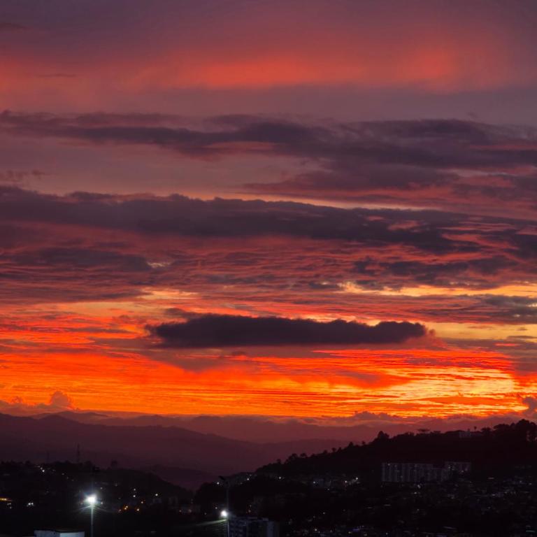 Apartaestudio con vista a AV Santander Manizales - Apartamento de 1 dormitorio - 13