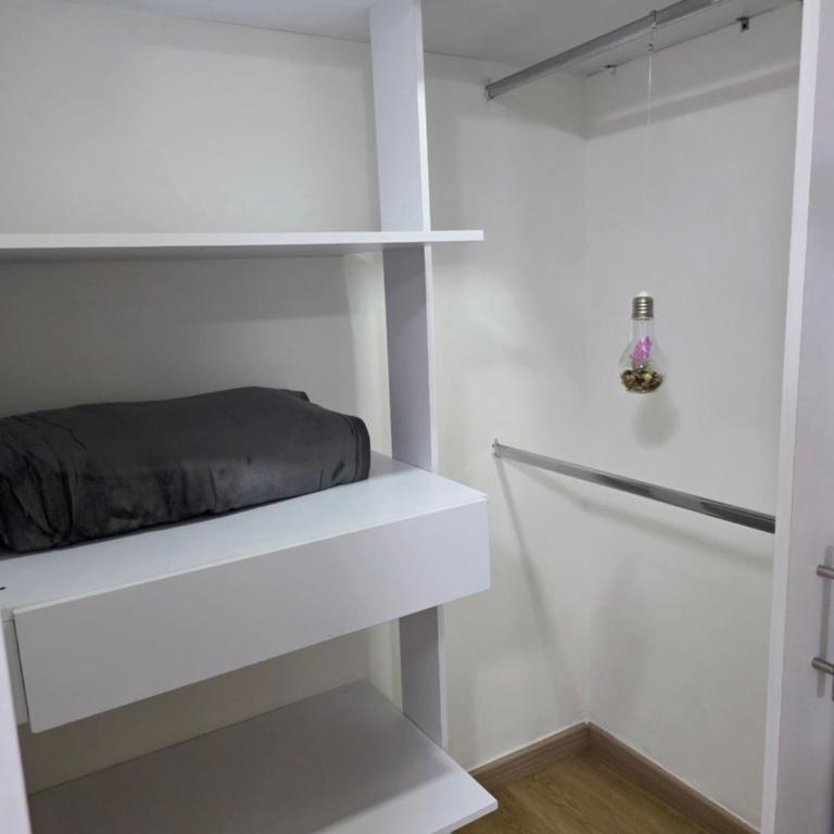 Apartaestudio con vista a AV Santander Manizales - Apartamento de 1 dormitorio - 14