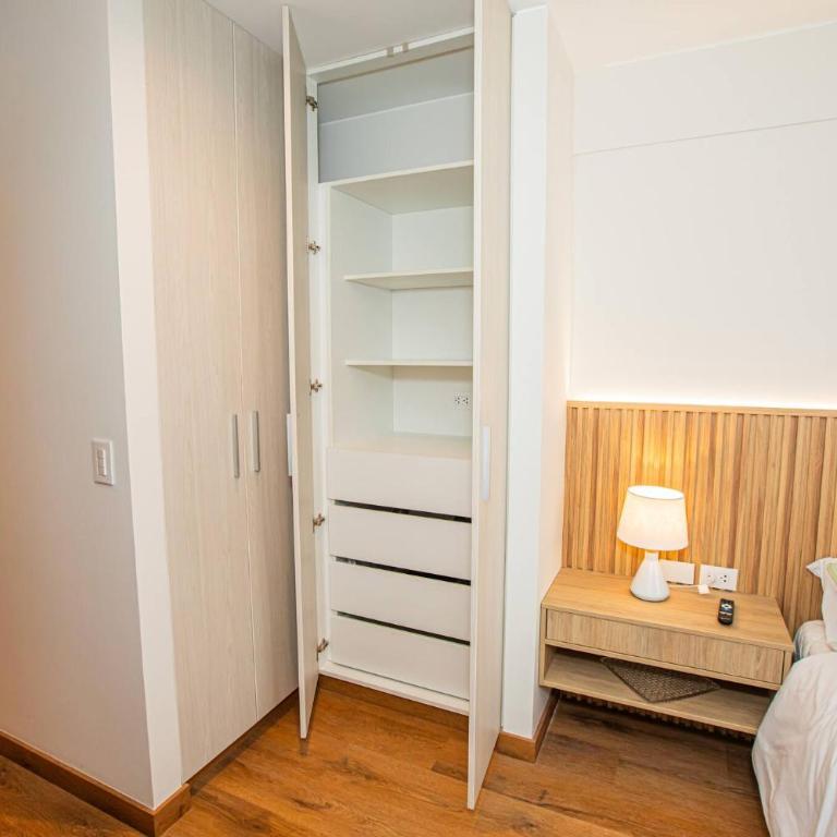 BSR Brand New Apt Near Larcomar w/ Parking & Gym - Apartment - 50