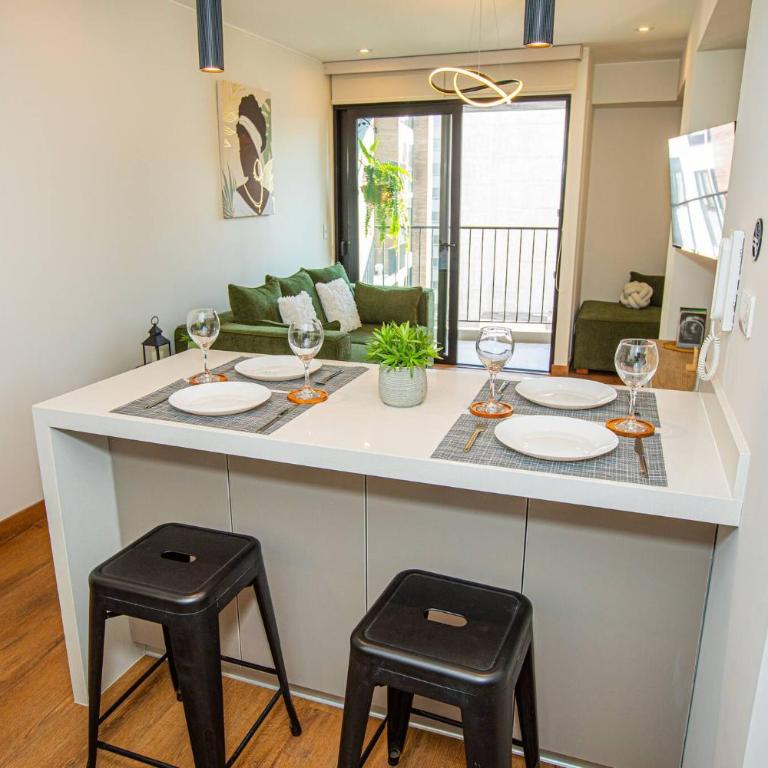 BSR Brand New Apt Near Larcomar w/ Parking & Gym - Apartment - 72