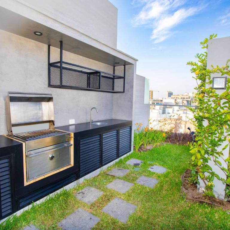 BSR Brand New Apt Near Larcomar w/ Parking & Gym - Apartment - 73