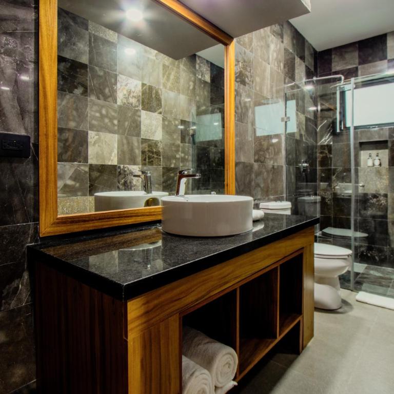 Zenyt Hotel Boutique - Superior Double or Twin Room - 3
