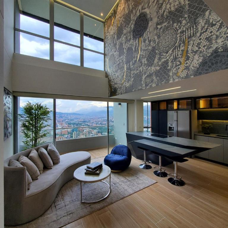 El Poblado Two-Level Luxury Penthouse Amazing View - Three-Bedroom Apartment - 4
