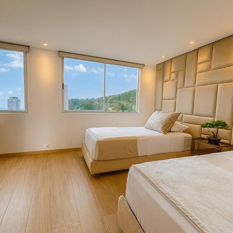 El Poblado Two-Level Luxury Penthouse Amazing View - Three-Bedroom Apartment - 13